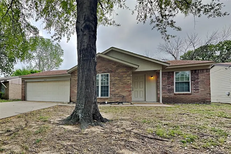 5317 Windy Meadow Drive, Arlington, TX 76017