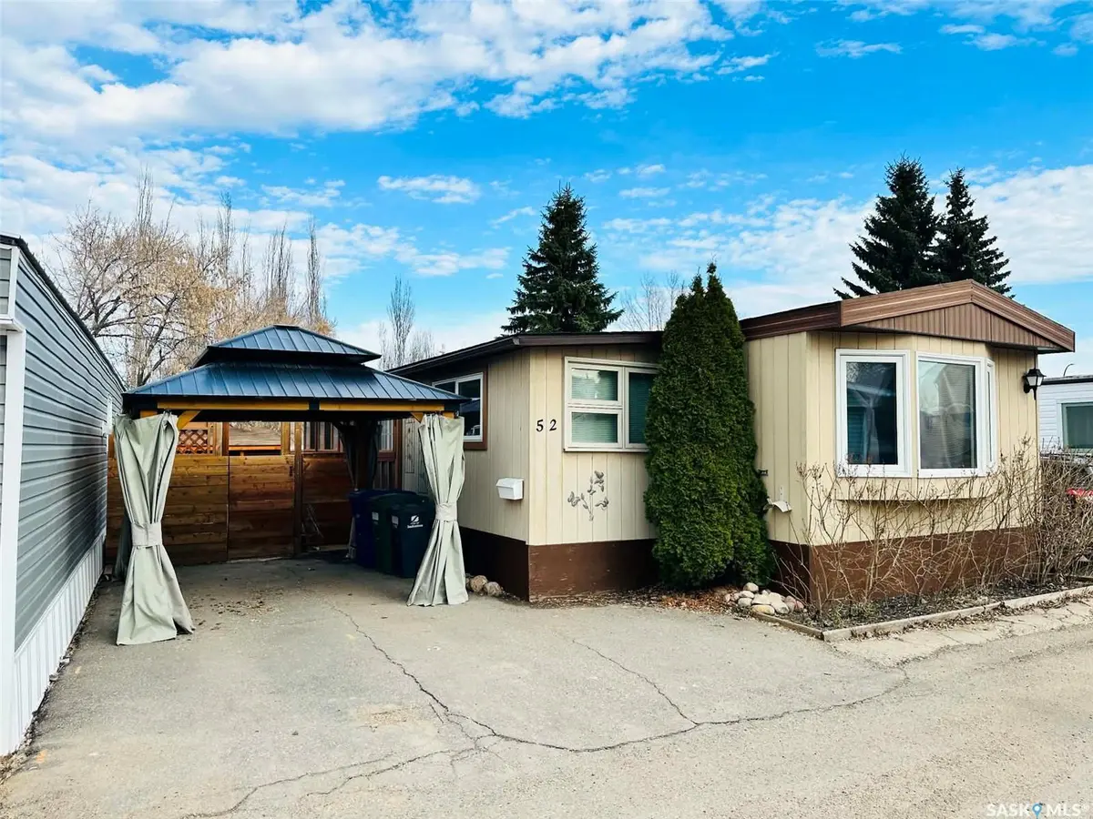 219 Grant STREET #52, Saskatoon, SK S7N 2A5