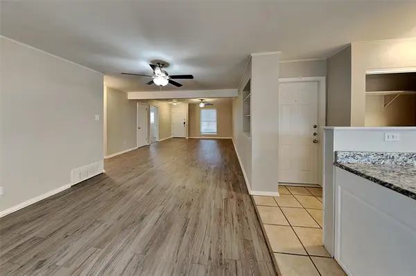 1018 N Lucas Drive, Grapevine, TX 76051