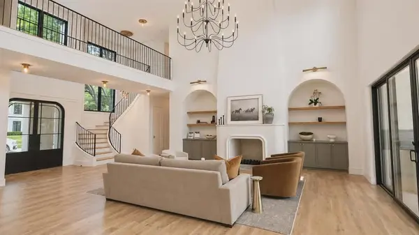 5510 Del Roy Drive, Dallas, TX 75230