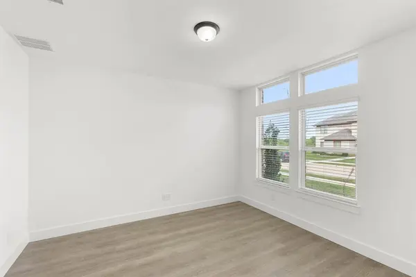 413 Tower Street, Desoto, TX 75115