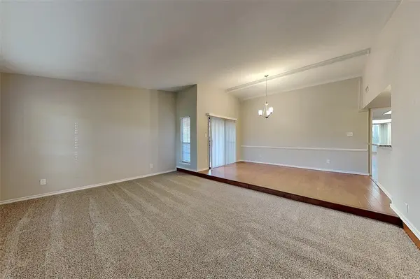 3460 Livingston Lane, Carrollton, TX 75007