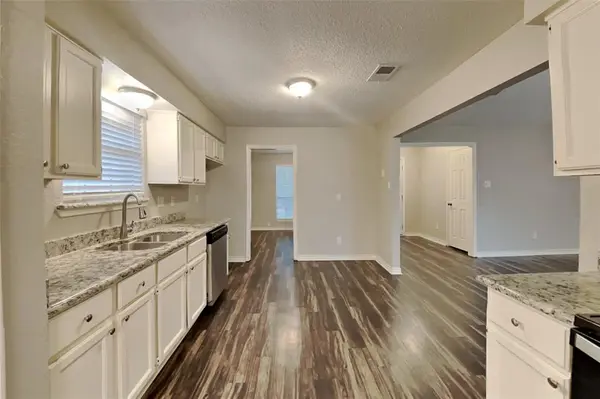 3416 Lilac Lane, Rowlett, TX 75089