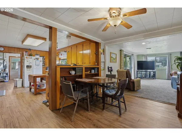 48974 SE FAIRVIEW ST, Mill City, OR 97360