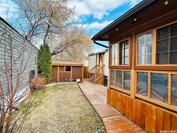 219 Grant STREET #52, Saskatoon, SK S7N 2A5