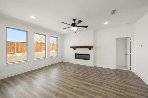 108 Morning Dew Drive, Willow Park, TX 76008