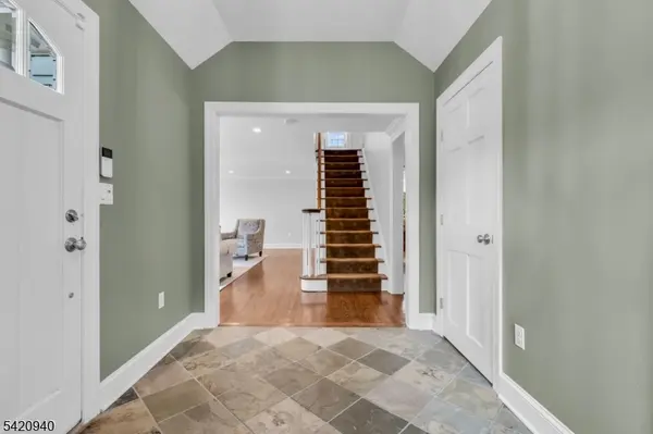 14 John Street, Chatham Boro, NJ 07928