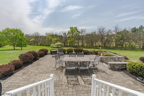 22 Spruce Ln, Montgomery Twp., NJ 08502