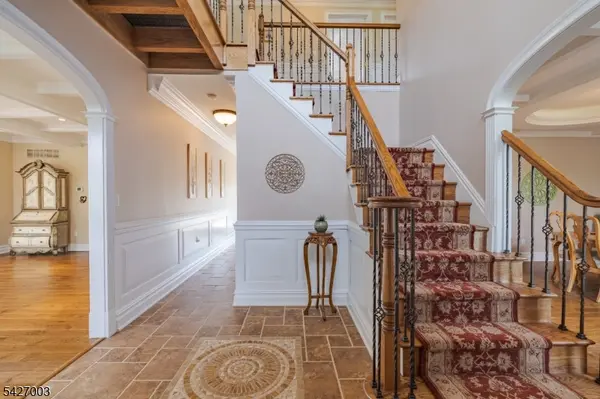 22 Spruce Ln, Montgomery Twp., NJ 08502