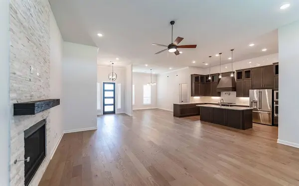 2008 Casting Ridge, Mesquite, TX 75181