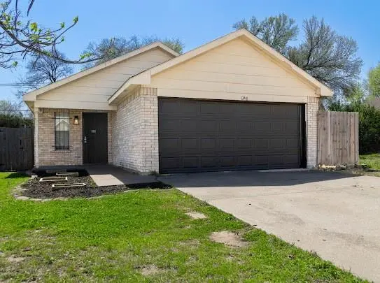 1348 E MADDOX, Fort Worth, TX 76104