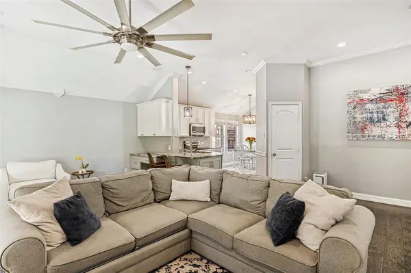 2301 Trickling Creek Drive, Garland, TX 75041