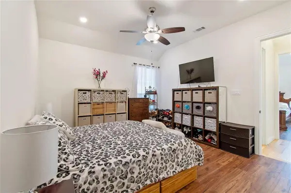 1930 Muncie Avenue, Dallas, TX 75212