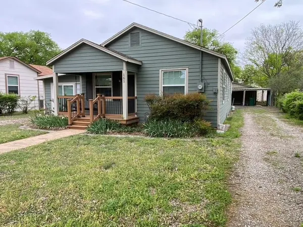 161 Hood Street, Cedar Hill, TX 75104