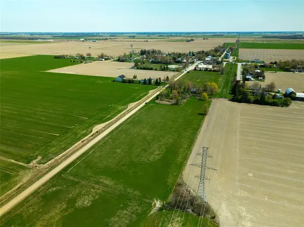 6437 Weidman Line, Brooke-alvinston, ON N0N 1K0