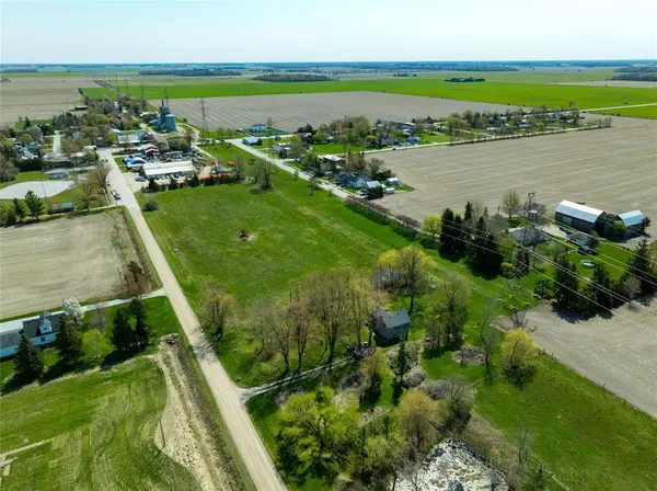 6437 Weidman Line, Brooke-alvinston, ON N0N 1K0