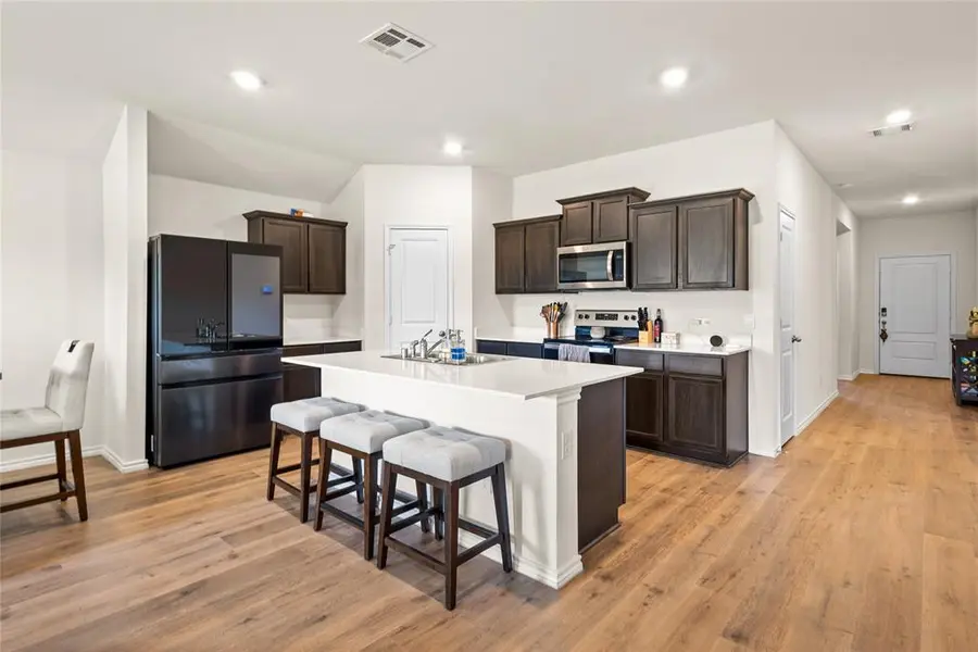 6534 Whitecap Drive, Princeton, TX 75407