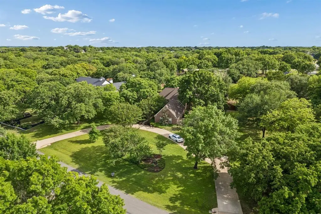 1355 Woodbrook Lane, Southlake, TX 76092