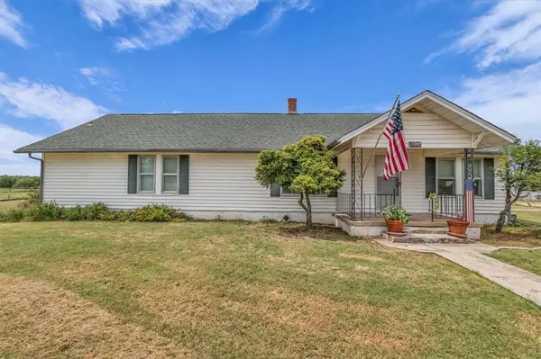 15288 Old China Spring Road, China Spring, TX 76633