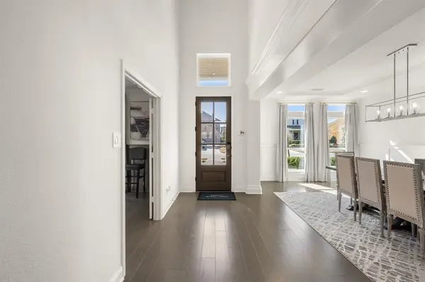 613 Majestic Oak Lane, Waxahachie, TX 75165