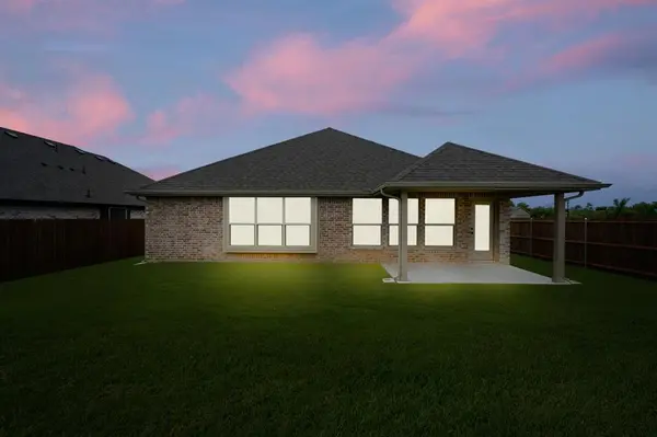 1009 Stonehaven Lane, Crowley, TX 76036