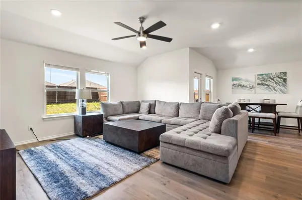 6534 Whitecap Drive, Princeton, TX 75407