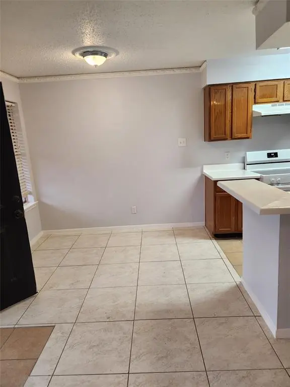 3624 Parkridge Drive #213, Dallas, TX 75234