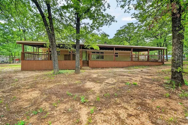 110 Summer Lane, Mabank, TX 75156