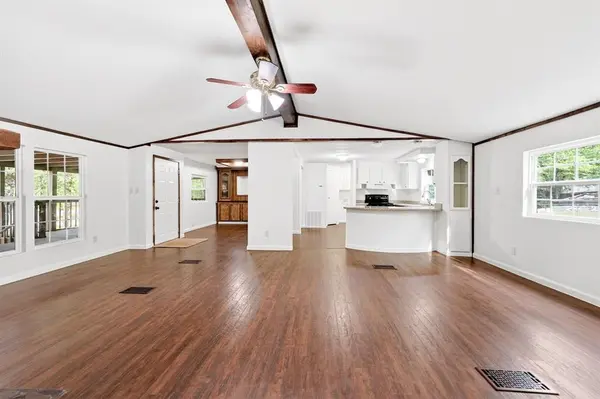 110 Summer Lane, Mabank, TX 75156