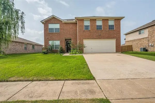 721 Redwing Drive, Saginaw, TX 76131