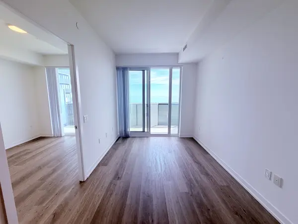 55 Cooper ST #6210, Toronto C08, ON M5E 0G1