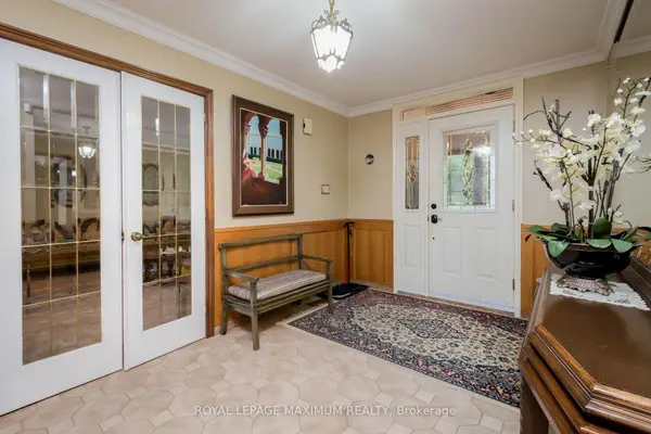 119 Glen Long AVE, Toronto W04, ON M6B 2M4