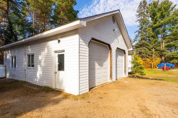 75 Pond CRES, Huntsville, ON P0A 1R0