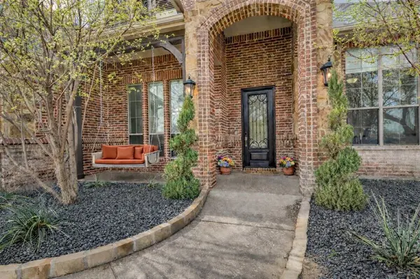 10009 Allen Mill Court, Fort Worth, TX 76135