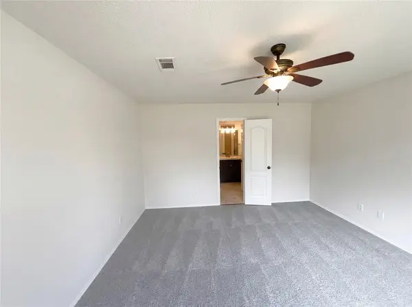 2029 Diamond Ridge Drive, Carrollton, TX 75010