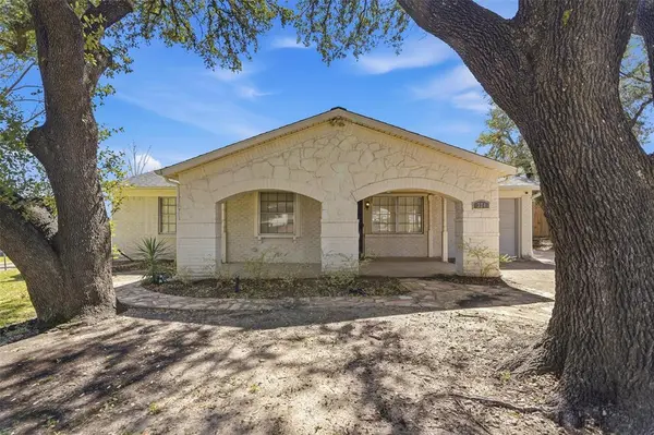 324 W Grubb Drive, Mesquite, TX 75149