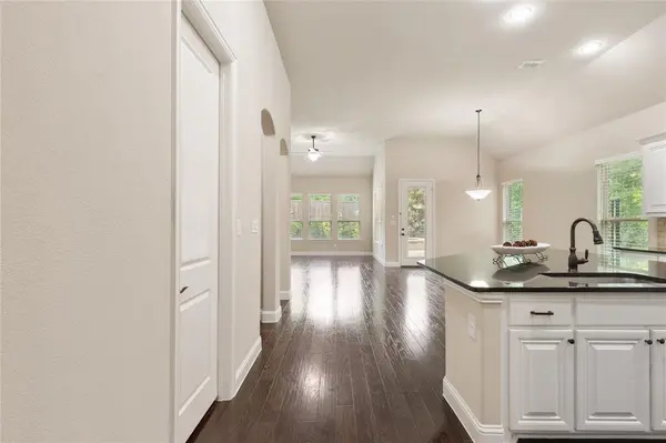 5876 Austin Waters, The Colony, TX 75056