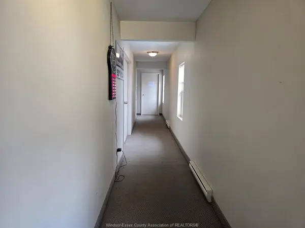 3615 WALKER Road #4, Windsor, ON N8W 3S6