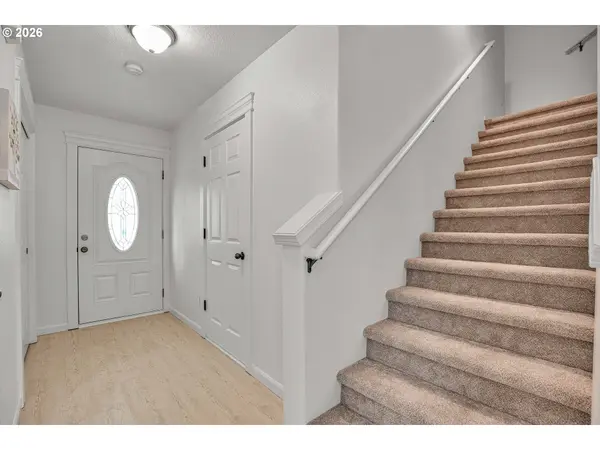 12623 SE DIVISION ST, Portland, OR 97236