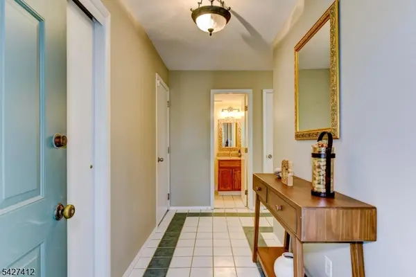 50H Beacon Hill Rd #H, West Milford Twp., NJ 07480