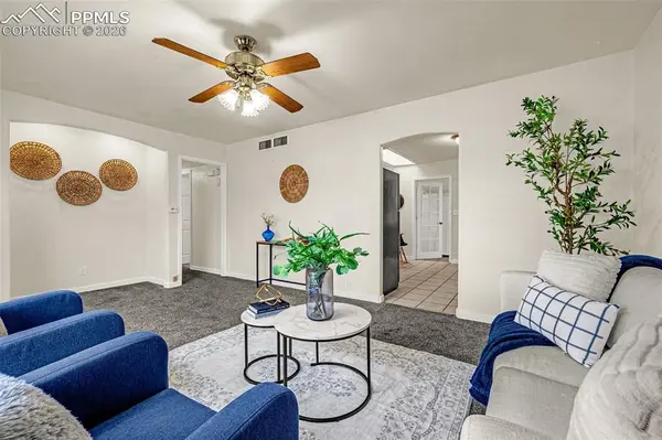 1061 Florence AVE, Colorado Springs, CO 80905