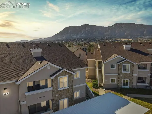 3710 Strawberry Field GRV #H, Colorado Springs, CO 80906