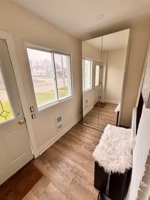 228 Linsmore CRES, Toronto E03, ON M4J 4L7