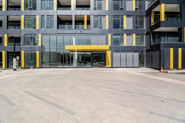 4878 Powers Common #429, Burlington, ON L7M 2B4