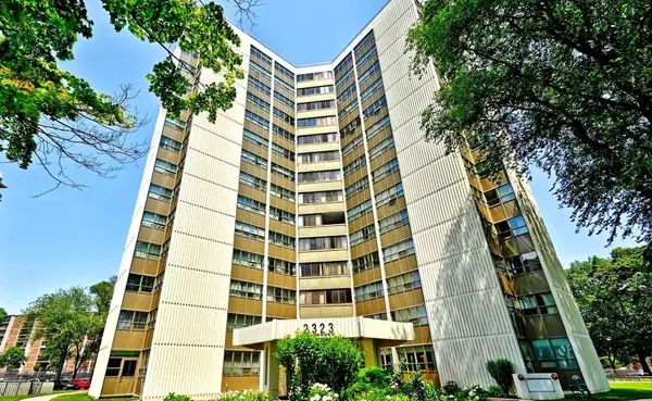 2323 Confederation Pkwy #1408, Mississauga, ON L5B 1R6