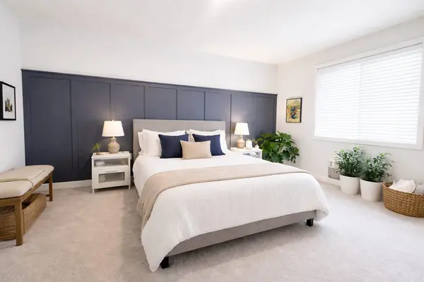 40 Patterson DR, Haldimand, ON N3W 0B8