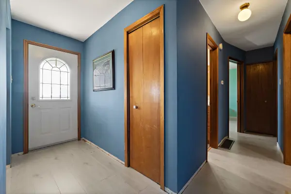 22824 Nissouri RD, Thames Centre, ON N0M 2P0