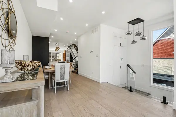 826 Alpine AVE, Britannia Heights - Queensway Terrace N And Area, ON K2B 5R6