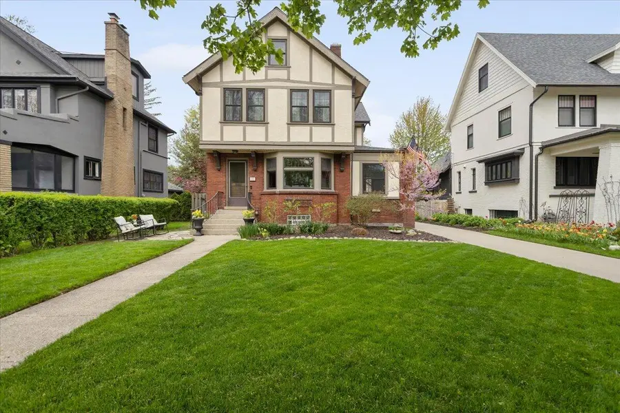 533 Gladstone DR SE, Eastgrandrapidscity_kent, MI 49506