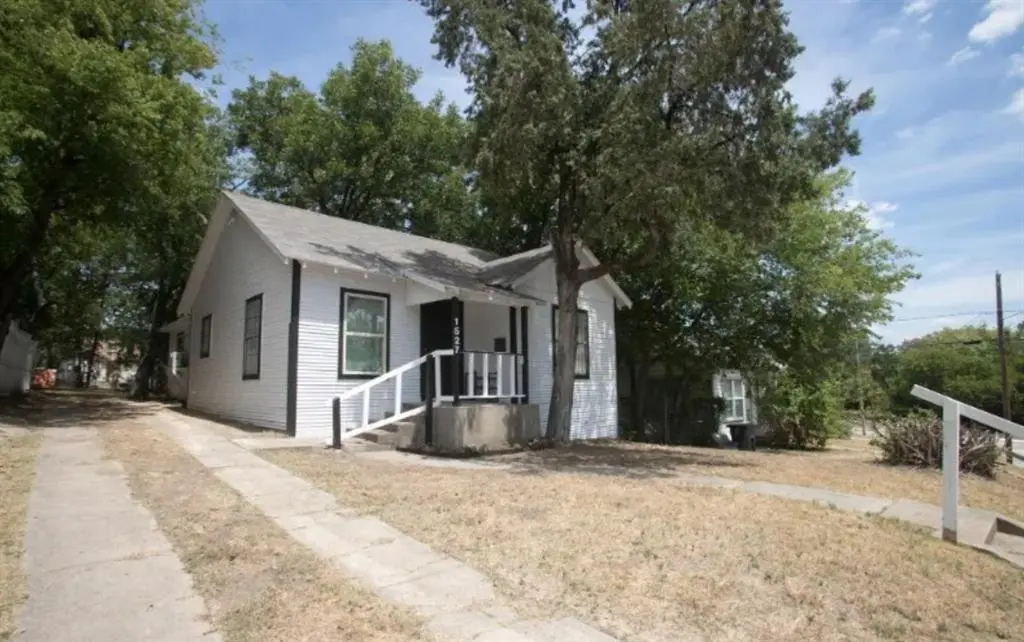 1527 Padgitt Avenue, Dallas, TX 75203